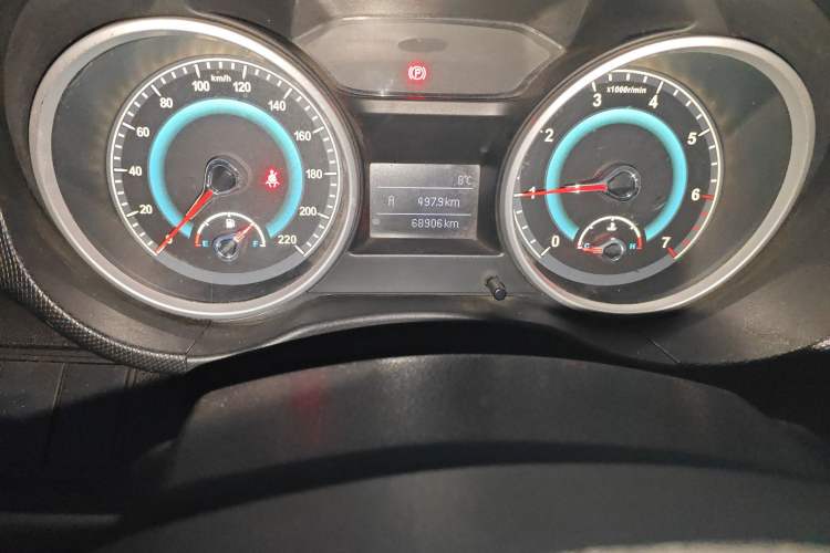 Used Land X5 2013 2.0T Manual Enjoyment Edition Odometer Close Up