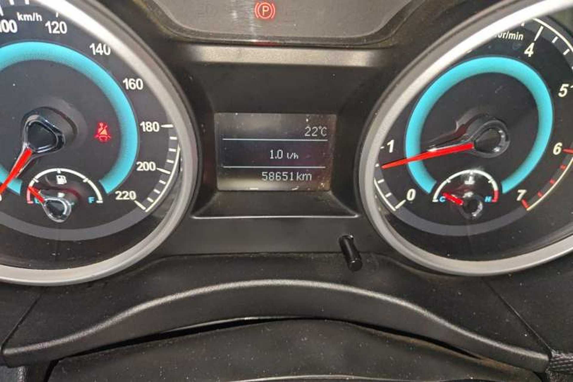 Used Land X5 2013 2.0T Manual Enjoyment Edition Odometer Close Up