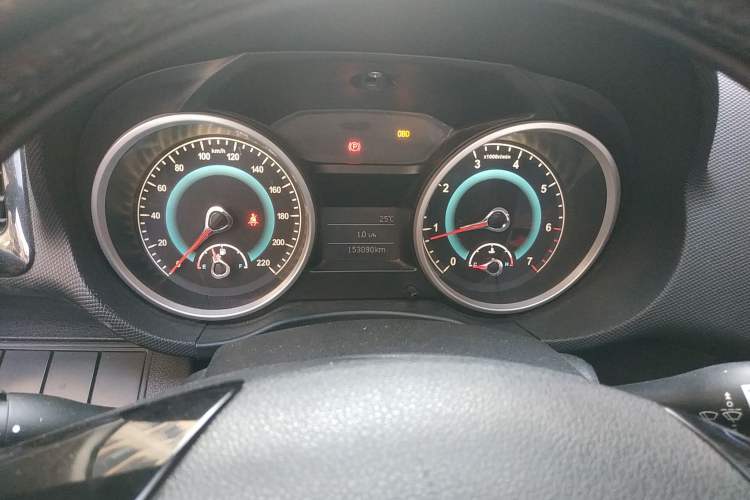 Used Land X5 2013 2.0T Manual Chuanling Edition Odometer Close Up