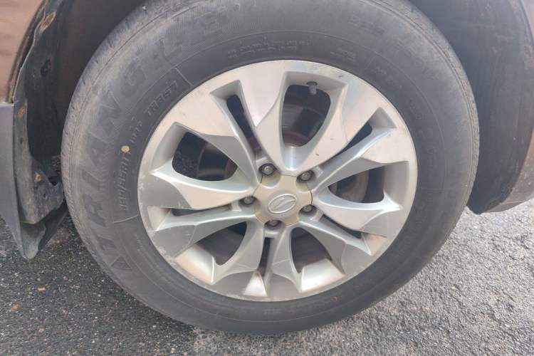 Used Land X5 2013 2.0T Manual Chuanling Edition Right Front Wheel Hub