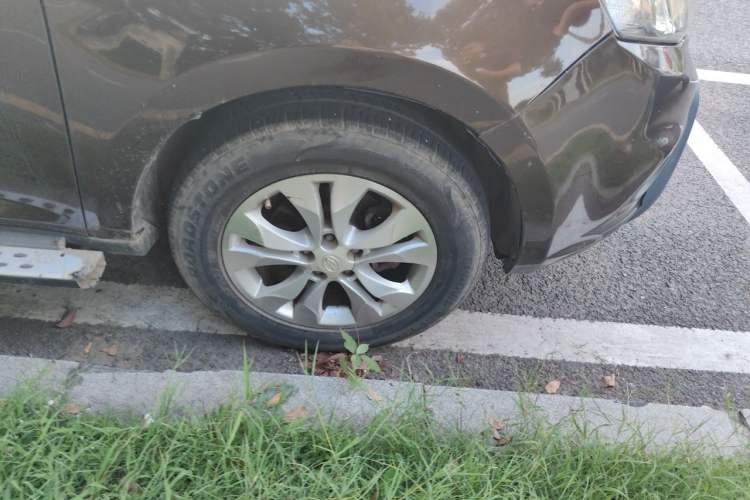 Used Land X5 2013 2.0T Manual Chuanling Edition Right Front Wheel Hub
