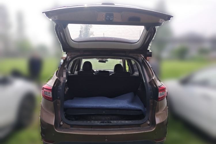 Used Land X5 2013 2.0T Manual Chuanling Edition Trunk