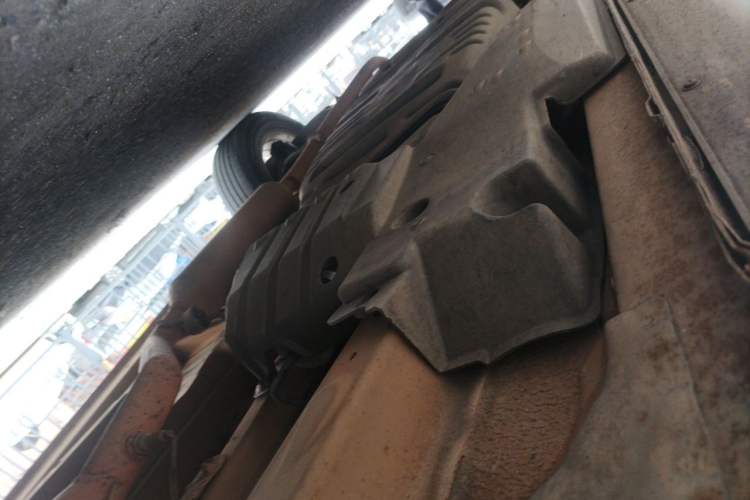 Used Land X5 2013 2.0T Manual Chuanling Edition Chassis Front Right