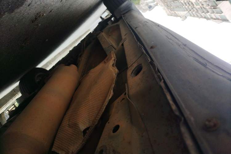 Used Land X5 2013 2.0T Manual Chuanling Edition Chassis Rear Left