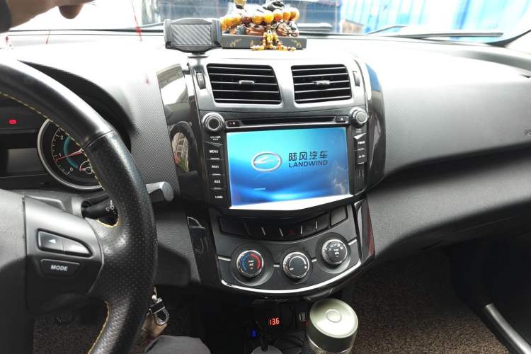 Used Land X5 2013 2.0T Manual Enjoyment Edition Audio And AC Panel
