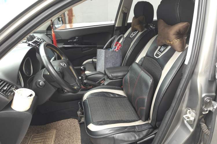 Used Land X5 2013 2.0T Manual Enjoyment Edition Left Front Seat