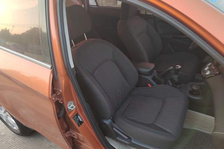 Used Land X5 2013 2.0T Manual Enjoyment Edition Right Front Seat