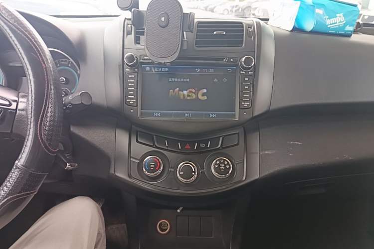 Used Land X5 2013 2.0T Manual Chuanling Edition Audio And AC Panel