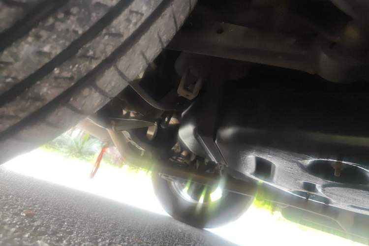 Used Land X5 2013 2.0T Manual Enjoyment Edition Chassis Rear Right