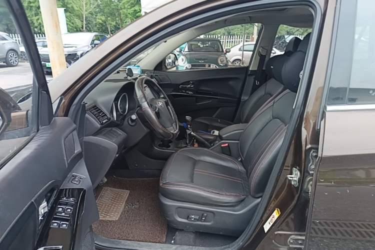 Used Land X5 2013 2.0T Manual Chuanling Edition Left Front Seat