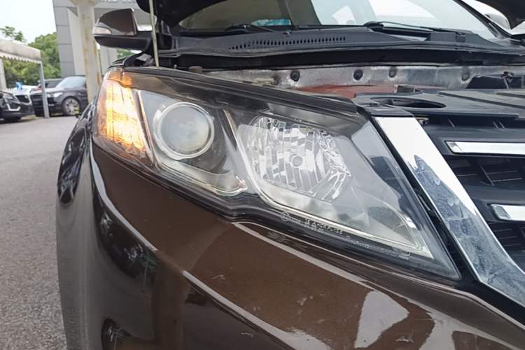 Used Land X5 2013 2.0T Manual Chuanling Edition Right Front Headlight