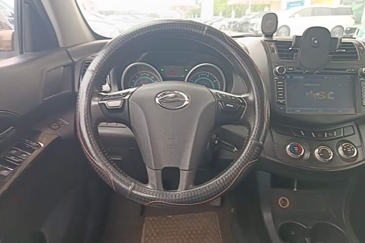 Used Land X5 2013 2.0T Manual Chuanling Edition Steering Wheel
