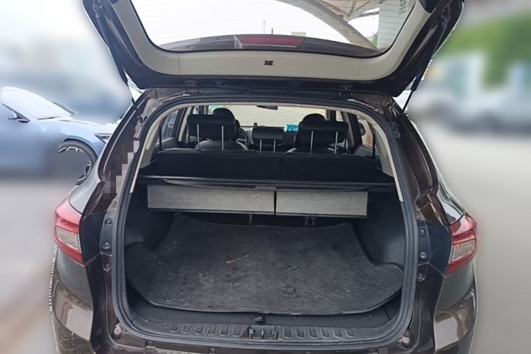Used Land X5 2013 2.0T Manual Chuanling Edition Trunk