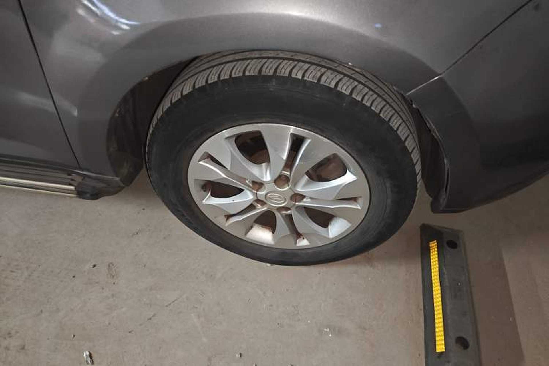 Used Land X5 2013 2.0T Manual Chuanling Edition Right Front Wheel Hub