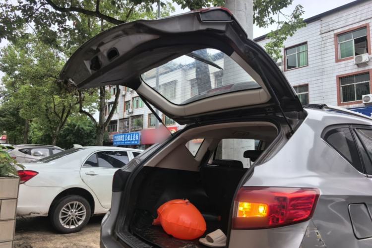 Used Land X5 2013 2.0T Manual Chuanling Edition Trunk
