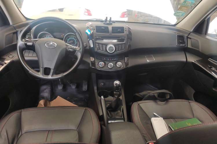 Used Land X5 2013 2.0T Manual Enjoyment Edition Center Console