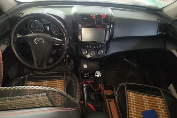 Used Land X5 2013 2.0T Manual Chuanling Edition Center Console