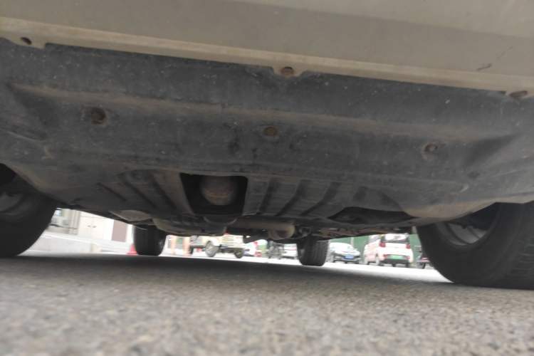 Used Land X5 2013 2.0T Manual Chuanling Edition Chassis Front
