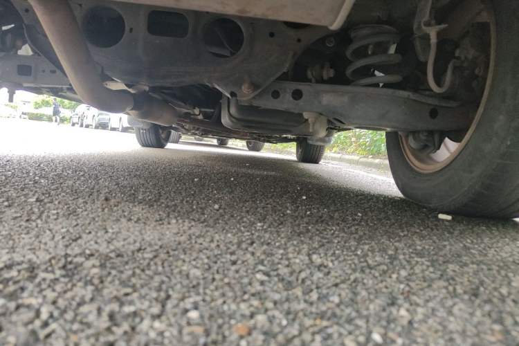 Used Land X5 2013 2.0T Manual Xinghang Edition Chassis Rear