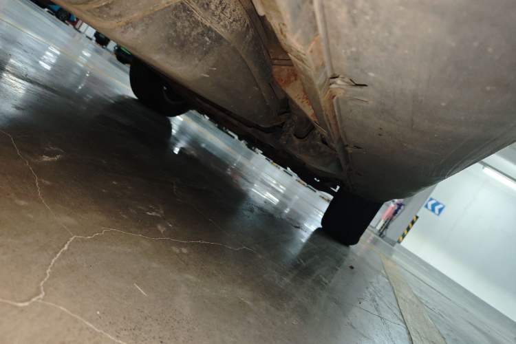 Used Land X5 2013 2.0T Manual Chuanling Edition Chassis Rear Right