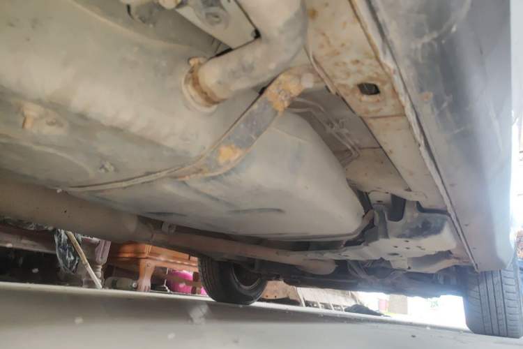 Used Land X5 2013 2.0T Manual Chuanling Edition Chassis Rear Right