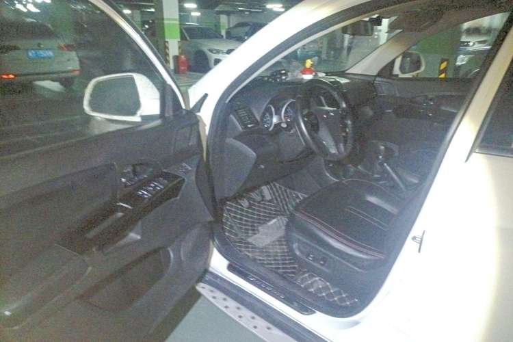 Used Land X5 2013 2.0T Manual Chuanling Edition Driver Seat