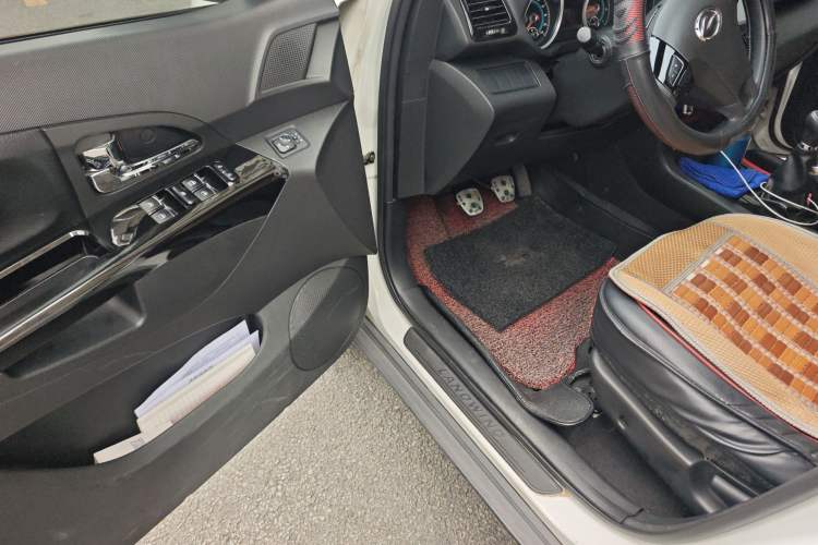 Used Land X5 2013 2.0T Manual Xinghang Edition Driver Seat