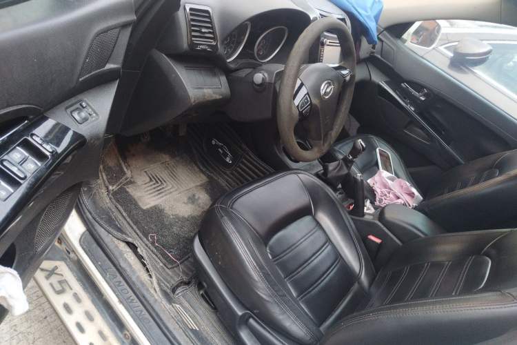 Used Land X5 2013 2.0T Manual Enjoyment Edition Driver Seat