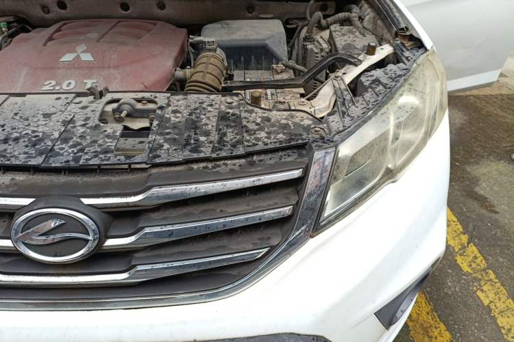 Used Land X5 2013 2.0T Manual Chuanling Edition Engine Bay Left