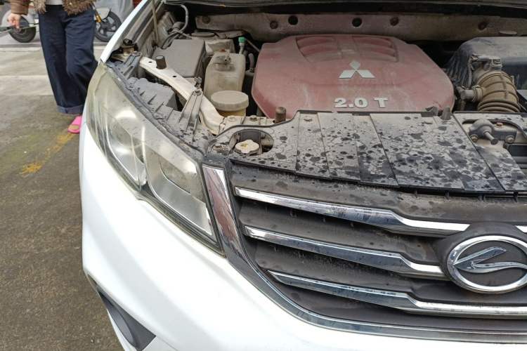 Used Land X5 2013 2.0T Manual Chuanling Edition Engine Bay Right