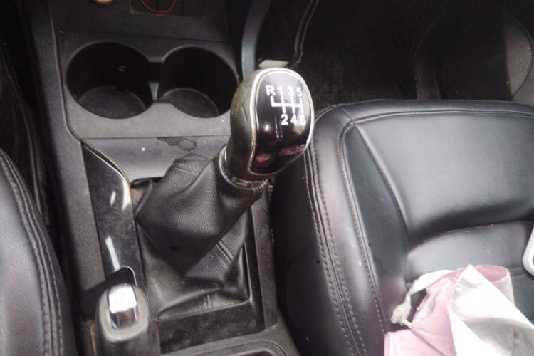 Used Land X5 2013 2.0T Manual Enjoyment Edition Gear Lever