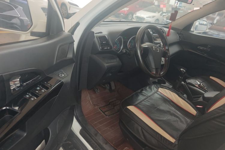 Used Land X5 2013 2.0T Manual Enjoyment Edition Interior 2