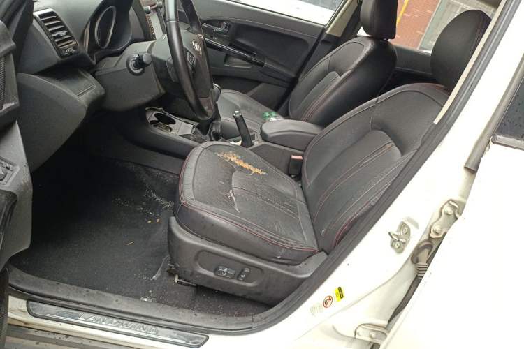 Used Land X5 2013 2.0T Manual Chuanling Edition Left Front Seat