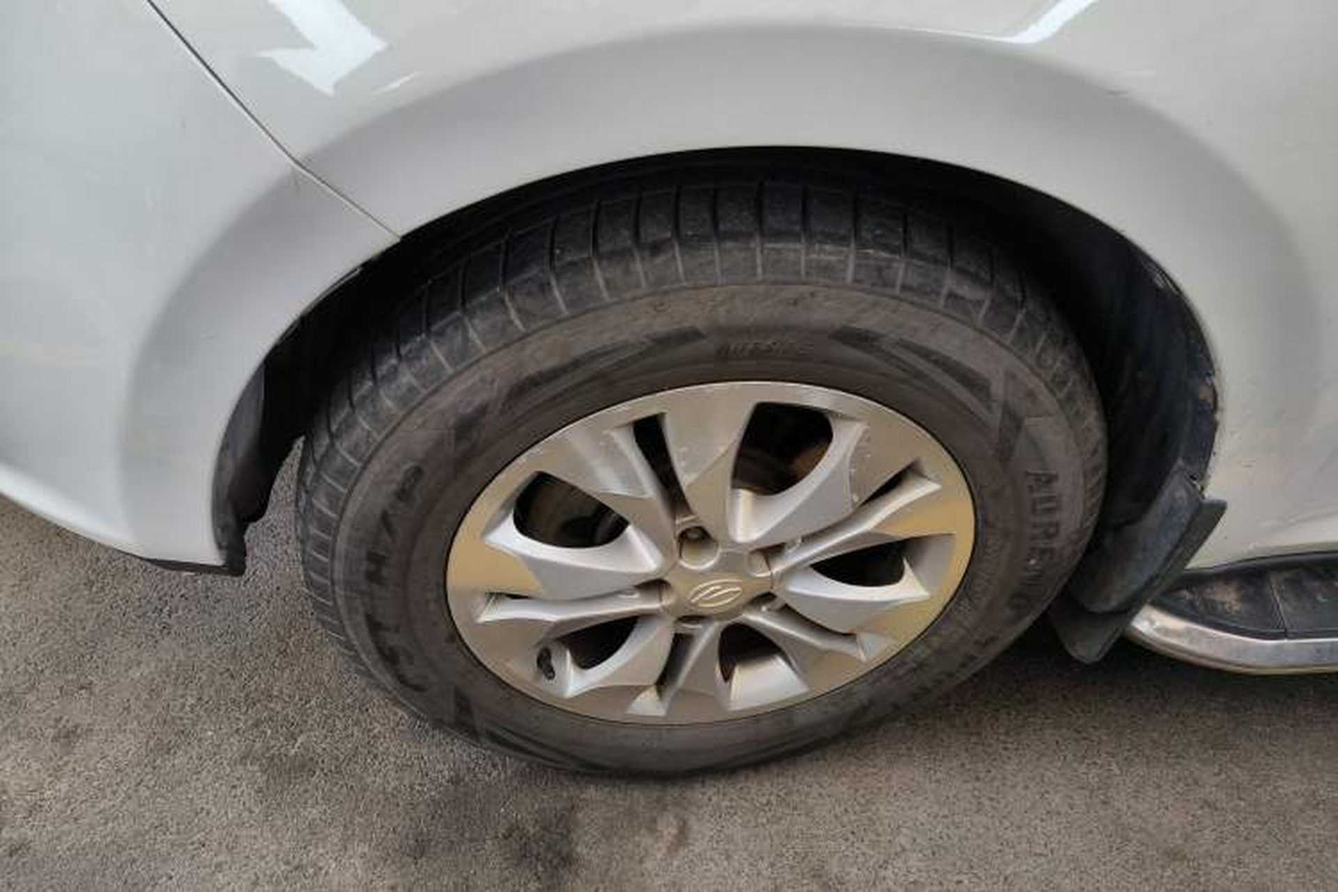 Used Land X5 2013 2.0T Manual Enjoyment Edition Left Front Wheel Hub