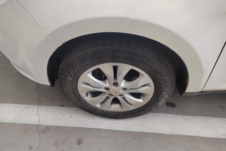 Used Land X5 2013 2.0T Manual Enjoyment Edition Left Front Wheel Hub