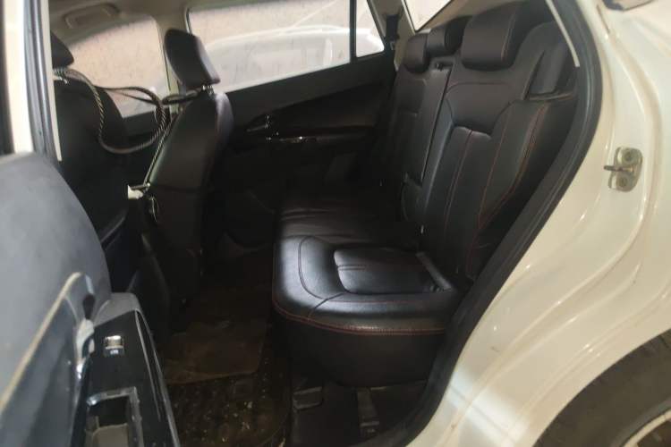 Used Land X5 2013 2.0T Manual Chuanling Edition Left Rear Seat