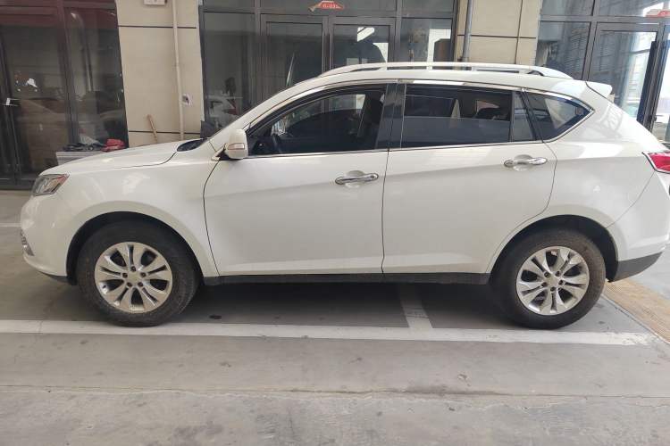Used Land X5 2013 2.0T Manual Enjoyment Edition Left Side