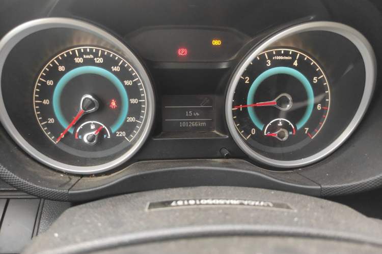 Used Land X5 2013 2.0T Manual Chuanling Edition Odometer Close Up