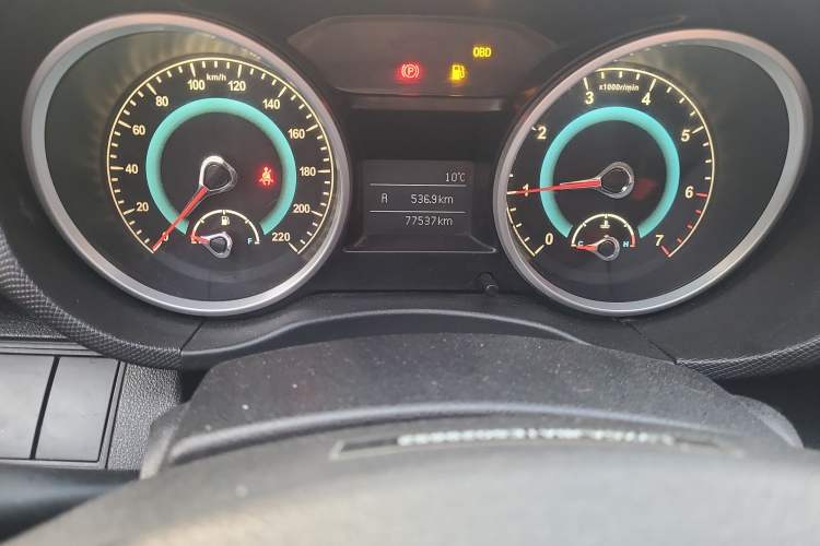 Used Land X5 2013 2.0T Manual Enjoyment Edition Odometer Close Up
