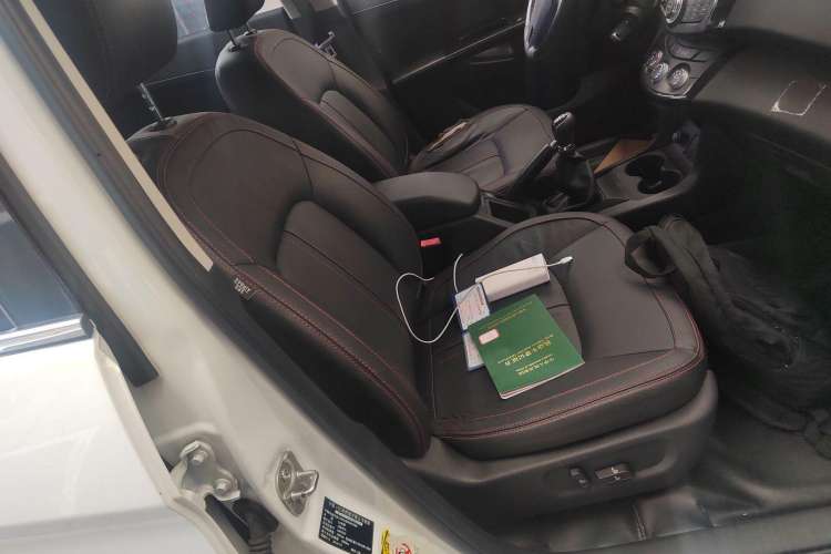 Used Land X5 2013 2.0T Manual Enjoyment Edition Right Front Seat