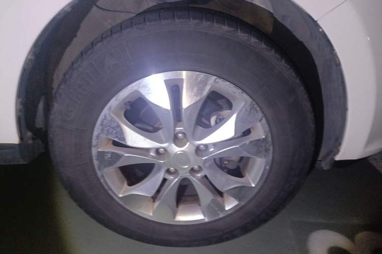 Used Land X5 2013 2.0T Manual Chuanling Edition Right Front Wheel Hub