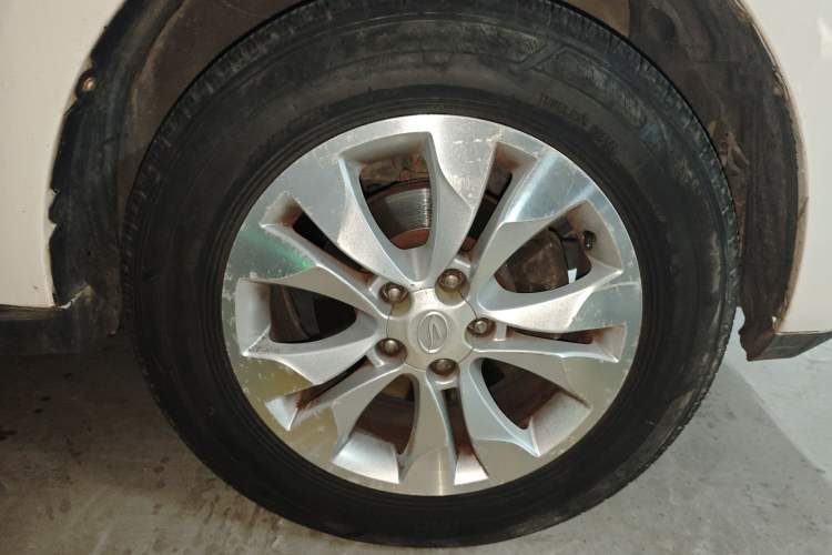 Used Land X5 2013 2.0T Manual Chuanling Edition Right Front Wheel Hub