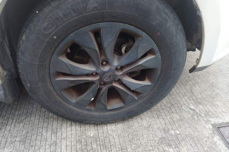 Used Land X5 2013 2.0T Manual Enjoyment Edition Right Front Wheel Hub