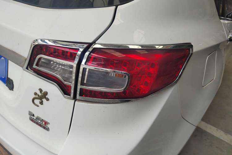 Used Land X5 2013 2.0T Manual Enjoyment Edition Right Rear Taillight