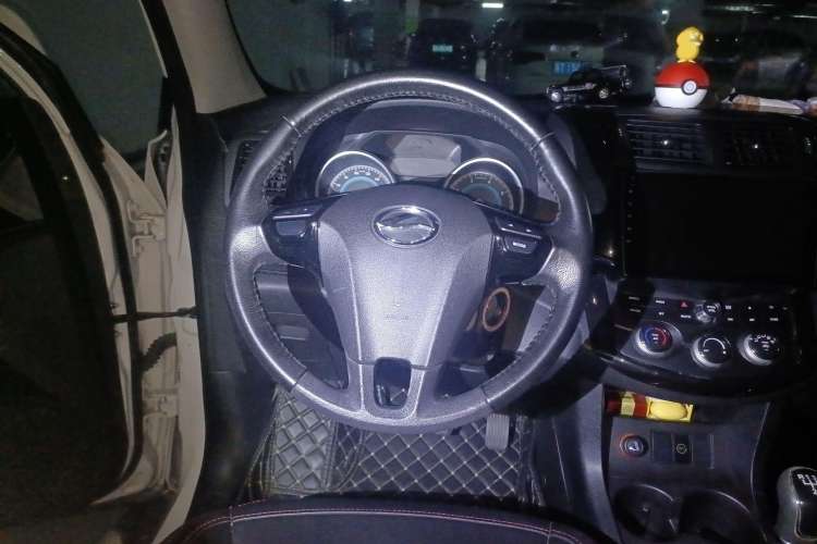Used Land X5 2013 2.0T Manual Chuanling Edition Steering Wheel