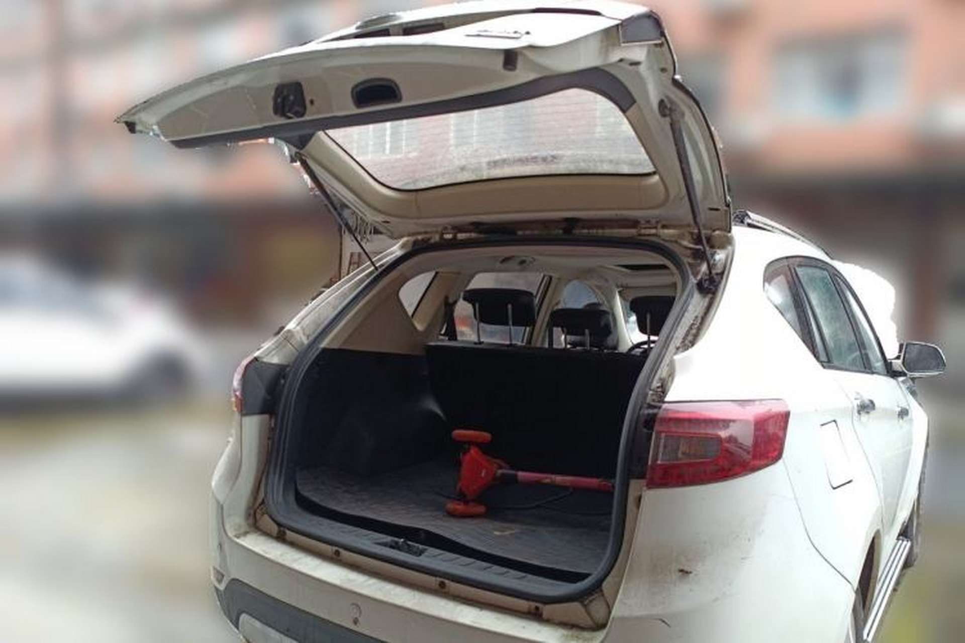 Used Land X5 2013 2.0T Manual Chuanling Edition Trunk