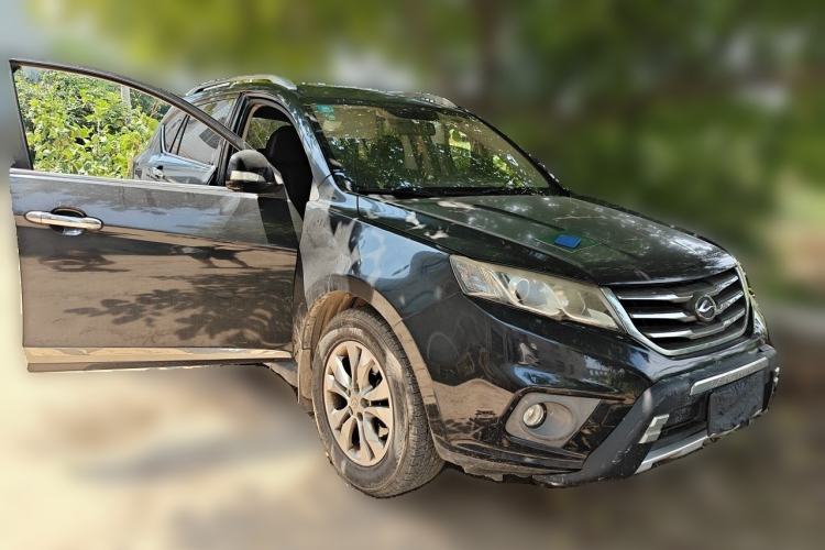 Used Land X5 2014 2.0T Automatic Innovation Edition Front Right 45 Deg