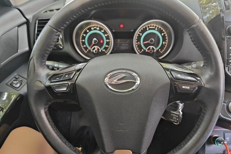 Used Land X5 2014 2.0T Automatic Innovation Edition Steering Wheel