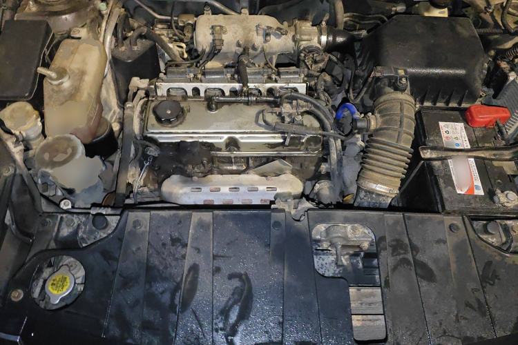 Used Land X5 2014 2.0T Automatic Enjoyment Version Engine Bay