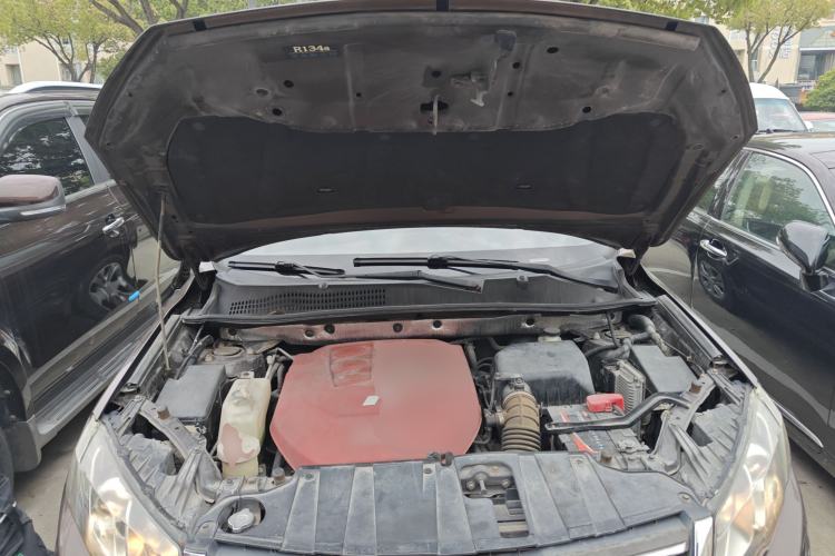 Used Land X5 2014 2.0T Automatic Enjoyment Version Engine Bay